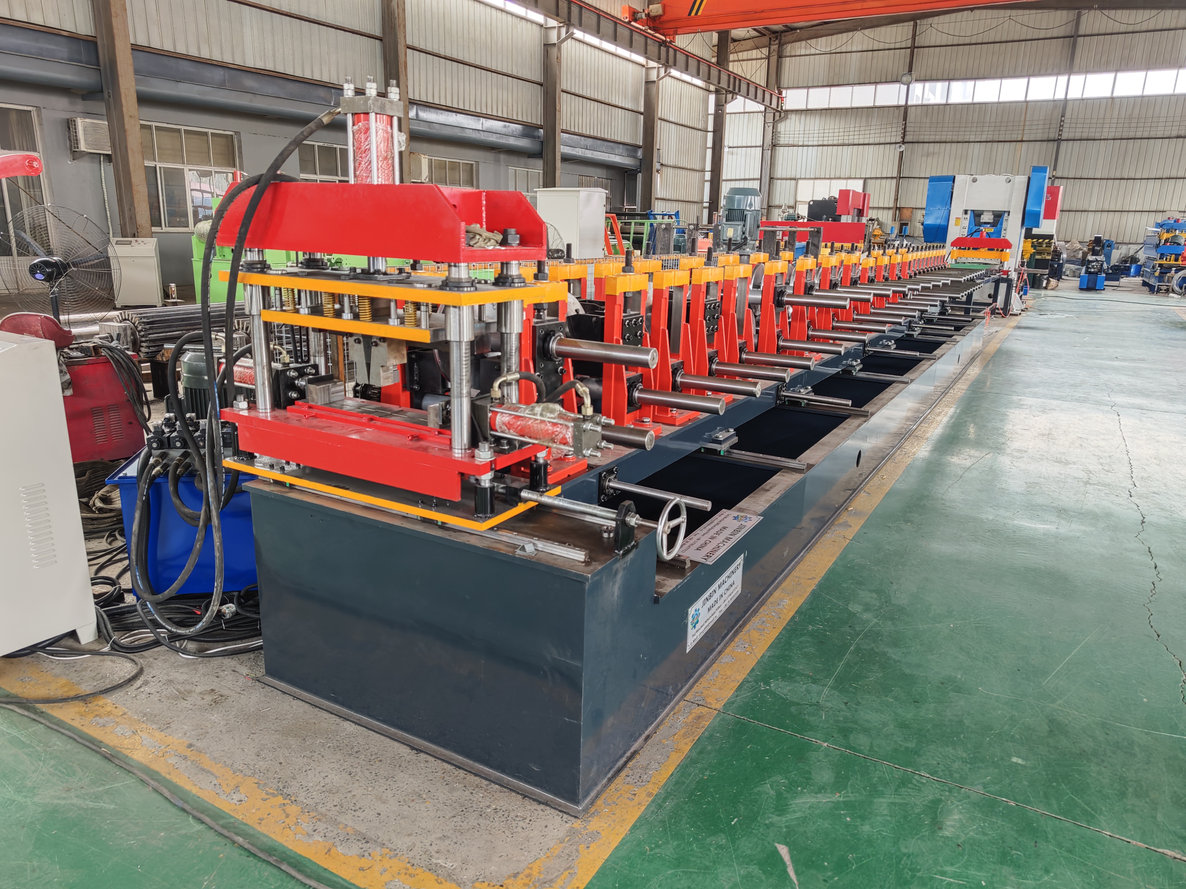 Линия для производства кабельных лотков